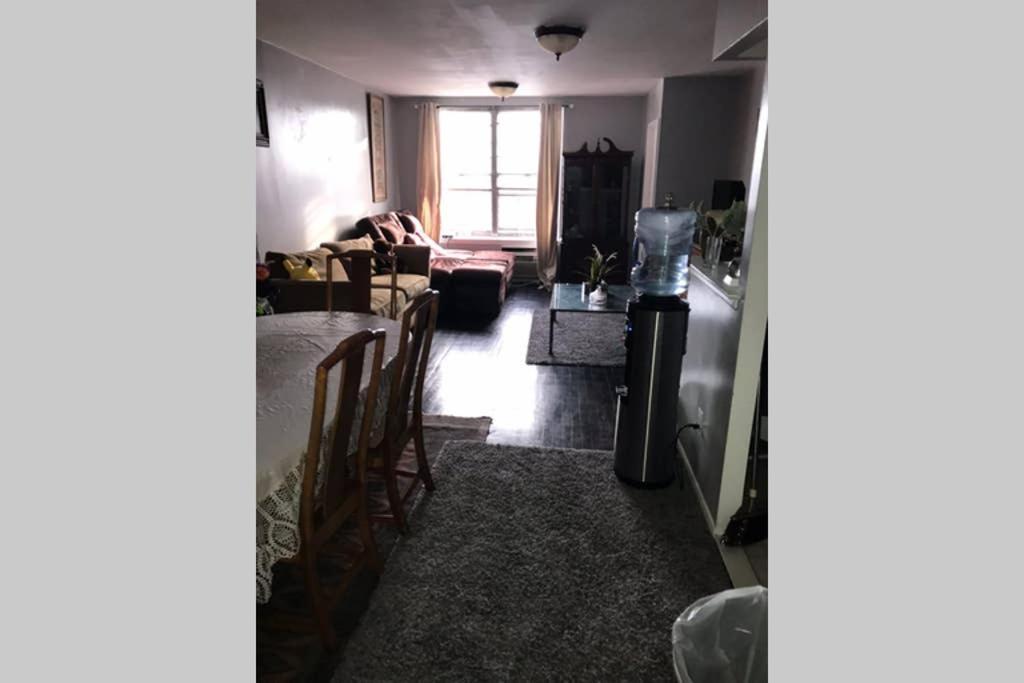 Apartamento Montana 2beds 2baths 10 Mins To Jfk, 30 Mins To Manhattan Nova York